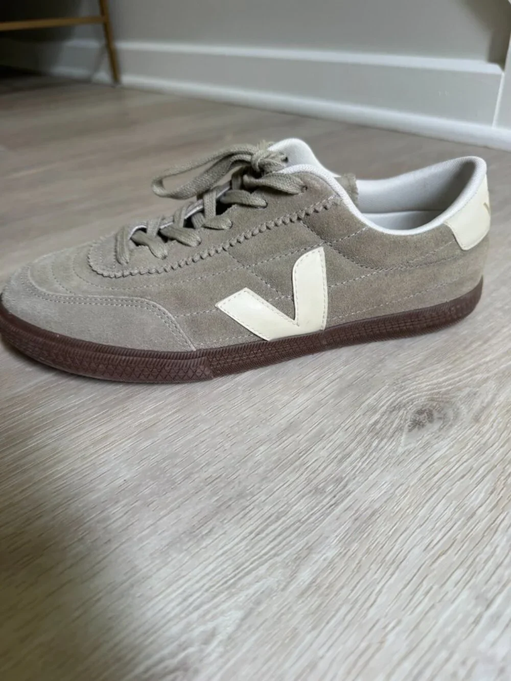 Veja like new